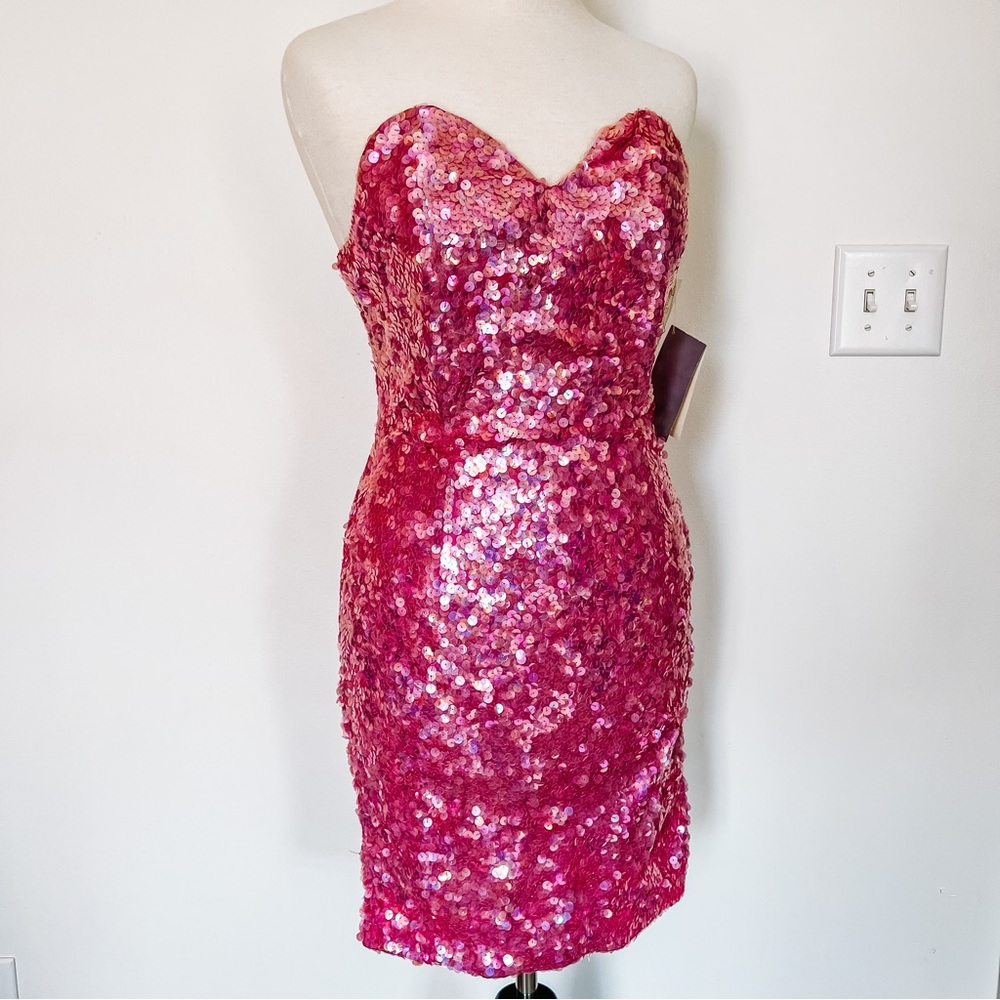 NWT Modi | Vintage Pink Sequin Strapless Mini Dress